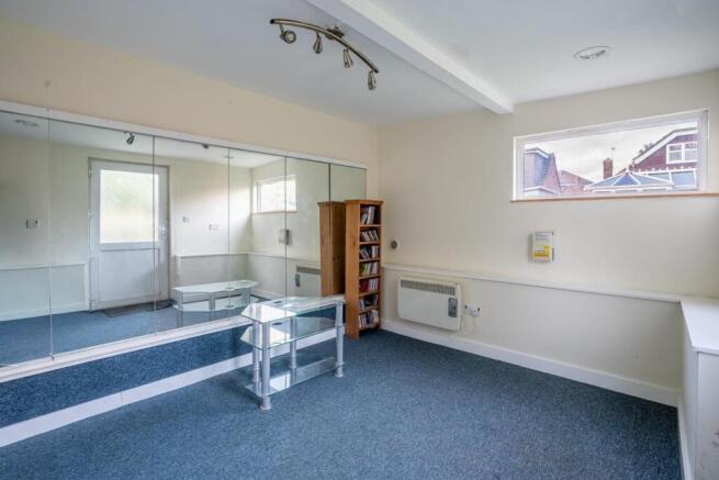 3 bed Detached for sale Image 10