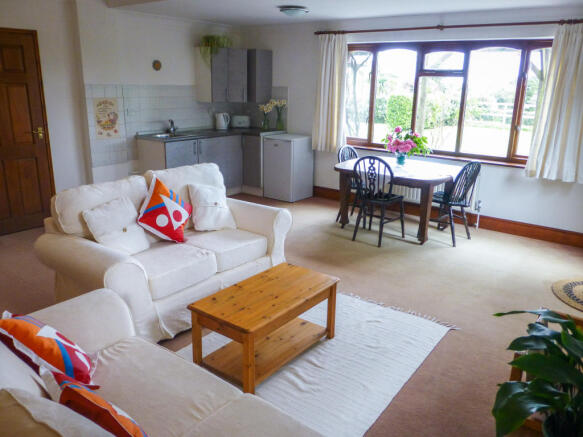 Bed 4 / Annexe