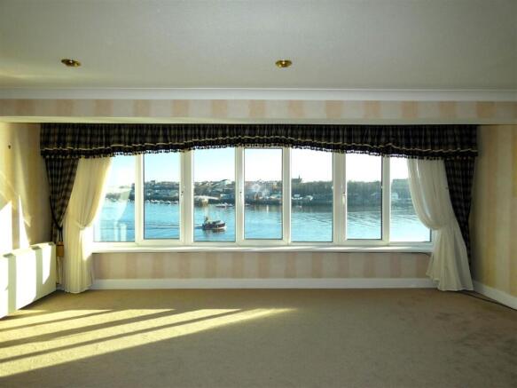 lounge window.JPG