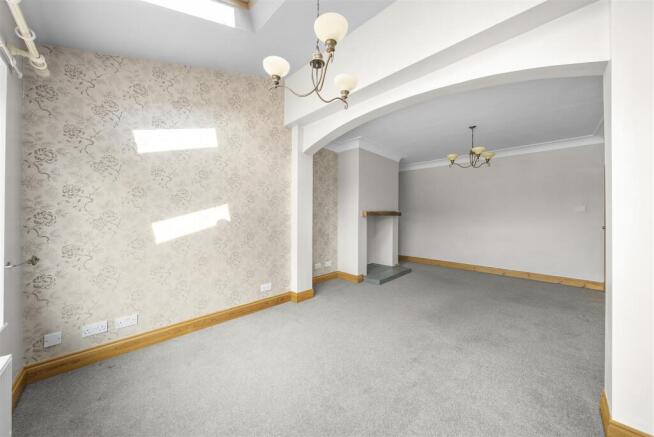 3 bed Semi-Detached for sale Image 12