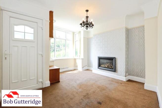 BAY FRONTED LOUNGE