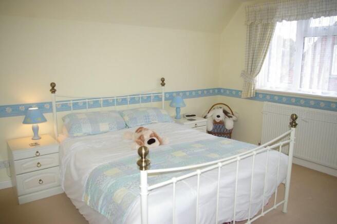 BEDROOM 2