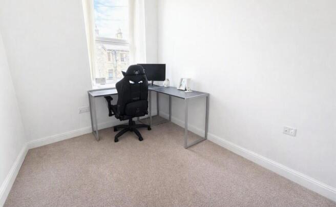 3 bed Terraced for sale Image 5