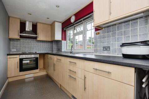 Ferndown Close, Guildford, Surrey, GU1
