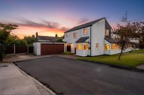 58, Millbrook Close, Wheelton PR6 8JY