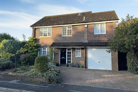 Godalming ***No Onward Chain***