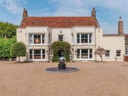 76 Questeds, Canterbury Road, Westgate-on-sea CT8 8JX