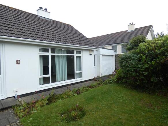 front external 2.JPG