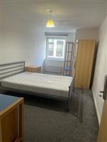 2 bed Flat to rent Image 5