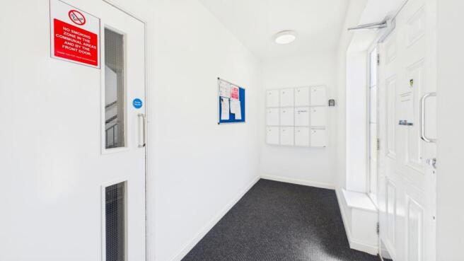 2 bed Apartment for sale Image 12
