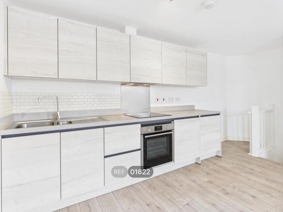 2 bed Terraced to rent Image 9