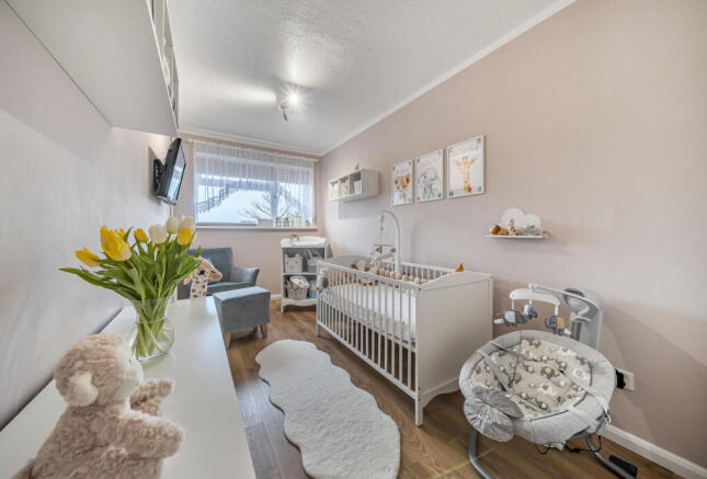 1404890-1-697786a...