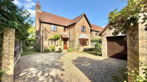 Billington Place, Pennington, Lymington, SO41