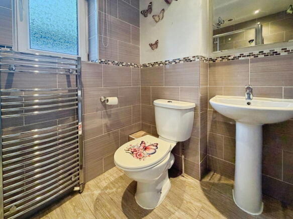 2 bed Detached Bungalow for sale Image 11