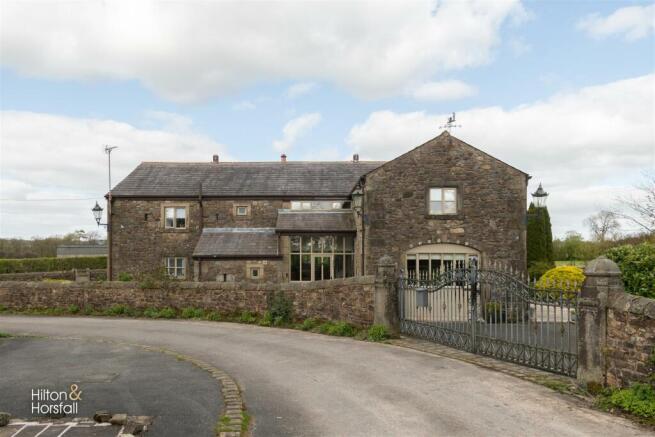 Elliott Barn