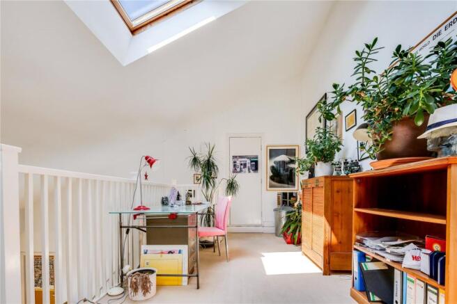 Bedroom/Mezzanine