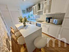 12, Clysbarton Court, Bramhall Park Road, Bramhall, Stockport SK7 3NP
