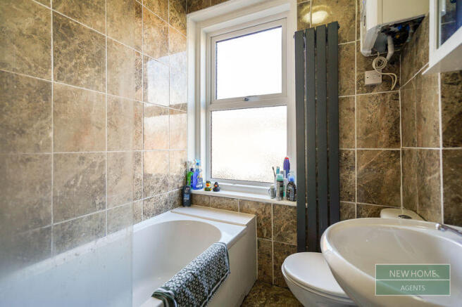 2 bed Terraced for sale Image 12
