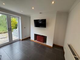 3, Glasfryn, Heol Ddu, Ammanford SA18 2UN