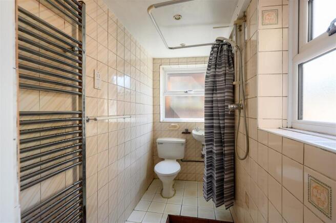 3 bed Town House for sale Image 10