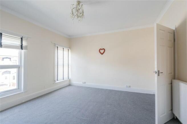 Bedroom 1 (2)