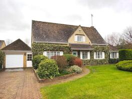 Woodleigh, Lodersfield, Lechlade GL7 3DJ