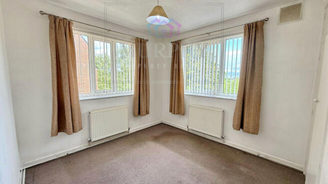 2 bed Flat for sale Image 9