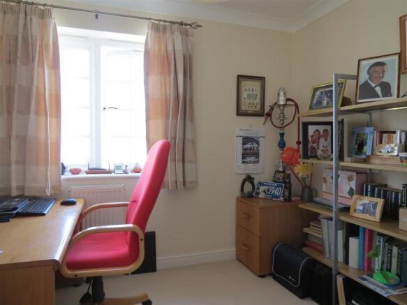 Bedroom: