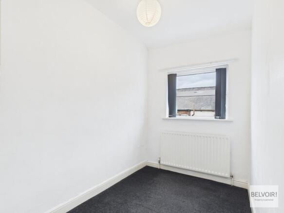 3 bed Terraced to rent Image 12