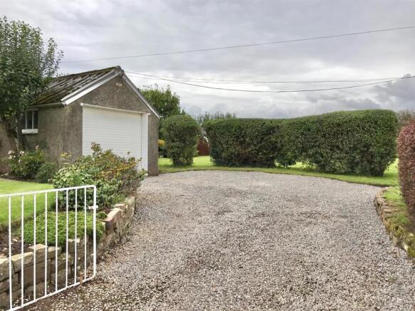 DETACHED GARAGE