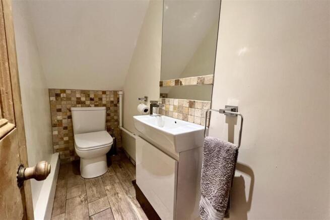 Downstairs WC/Cloaks