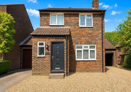 Stagshorn Road, Waterlooville, PO8