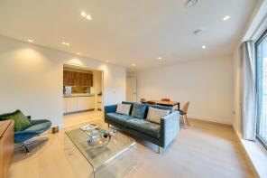 Flat 8, 186 Tenby Mansions, Brent Street, Hendon, London NW4 1BE
