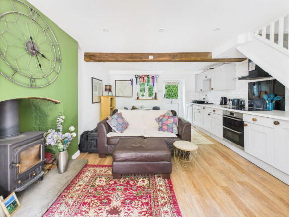 Central Lydbrook, Lydbrook, GL17 9PP photo 5