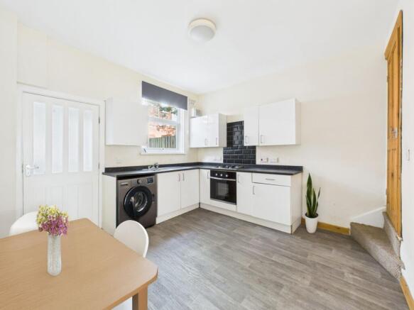 Breakfast Kitchen (Virtually Furnished)