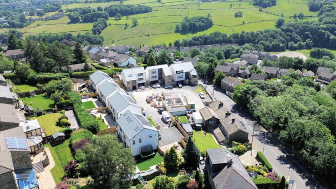 5 bed Detached for sale Image 6