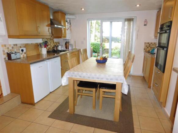 Kitchen diner