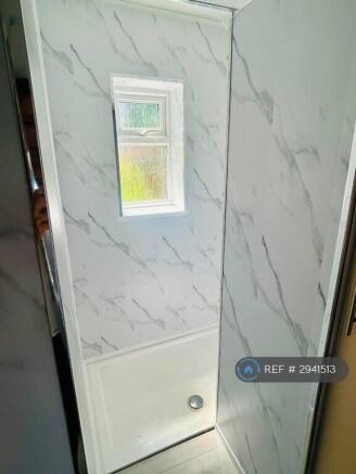 1 bed Flat to rent Image 8