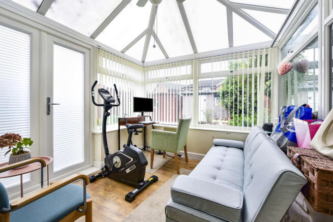 3 bed Semi-Detached for sale Image 7