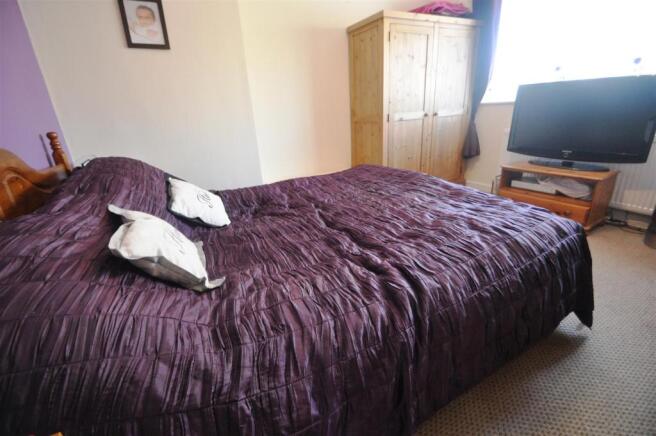 GoldBed1b.jpg