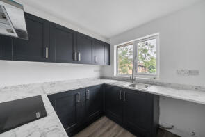 5, Stubbs Way, Colliers Wood, London SW19 2UW