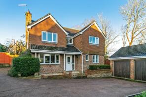 11, Hazel Grove, Winchester SO22 4PQ