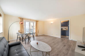 1, 26 Springview Heights, Bermondsey Wall West, London SE16 4TW