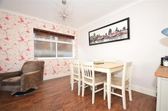 Lounge Dining Area