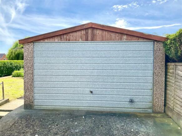 Garage.jpg