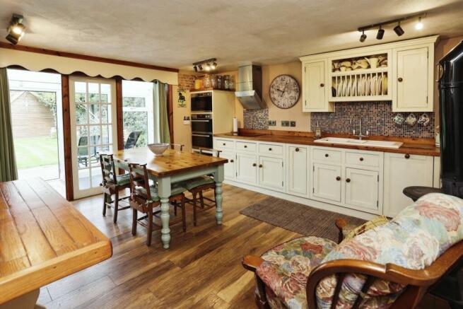 Kitchen/Breakfast