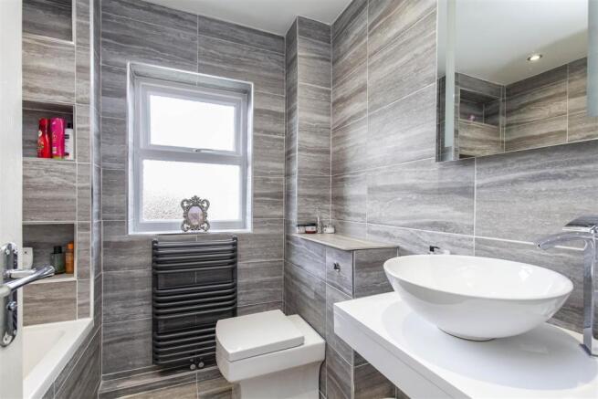 52 Springvale Road-6.jpg