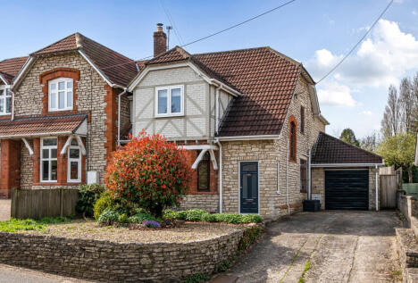 Silver Street, Midsomer Norton, Radstock, Somerset, BA3