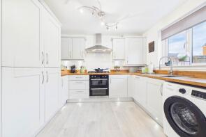 14, Lambie Avenue, Law, Carluke ML8 5FP
