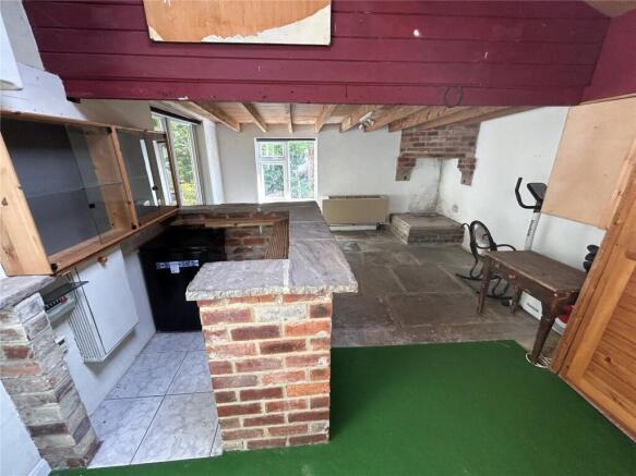 5 bed House for sale Image 6